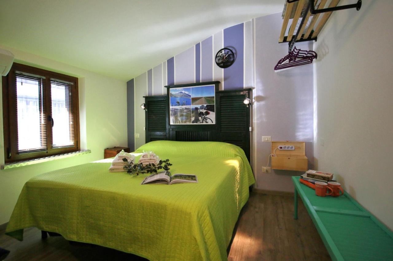 Ferienwohnung Il Turista A Pedali Ceva Exterior foto